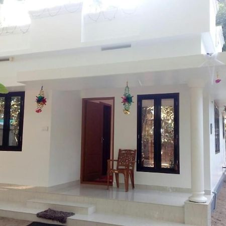 Coconut Garden Apartment Cherai Beach Ngoại thất bức ảnh