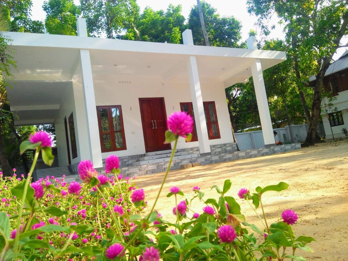 Coconut Garden Apartment Cherai Beach Ngoại thất bức ảnh